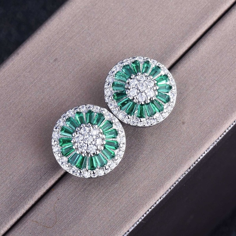 Fashion New Small Silver Needle High-Grade Ear Studs