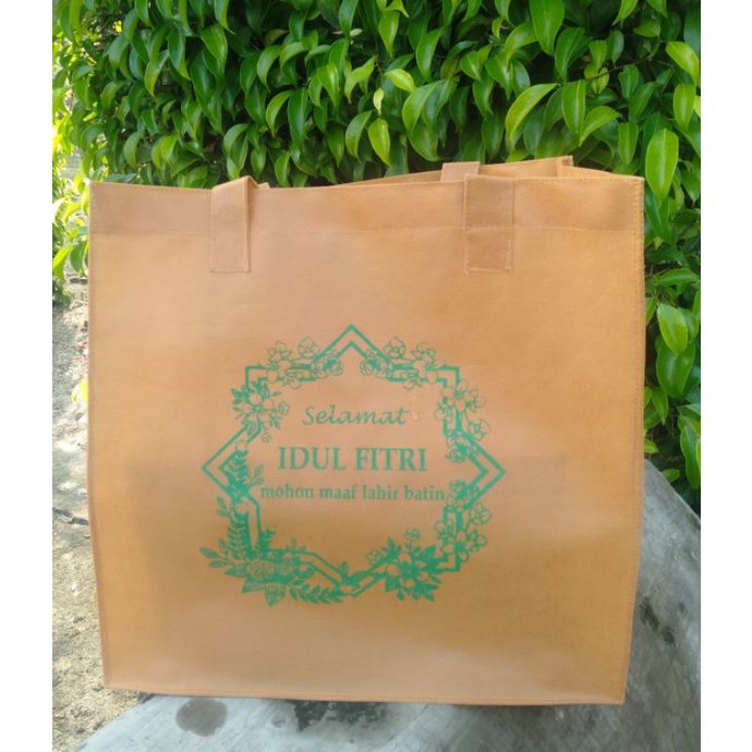 

Tas spunbond premium idul fitri per lusin