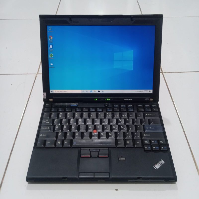 Lenovo Thinkpad X201 Core i5 - M 520 SSD 256 Gb Ram 4 Gb Windows 10