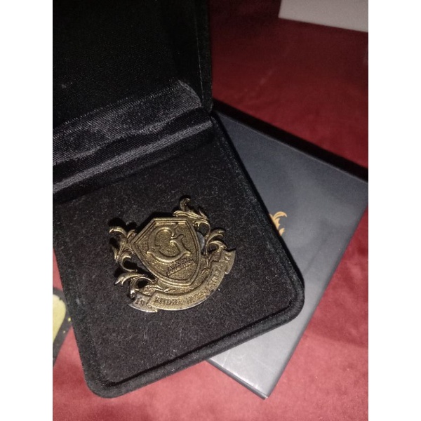 [ BOOKED ] ofc pin the gifted