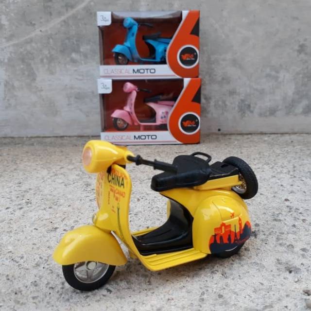 Diecast Motor Vespa Classic - Replika Miniatur Motor Scooter Vespa