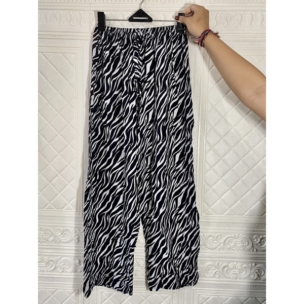 CELANA KULOT PANJANG WANITA TALI POLOS & MOTIF A031-Hitam zebra baru