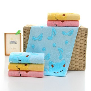 Peralatan Mandi Handuk dengan Bahan Serat Bambu Gambar Peralatan Mandi Handuk dengan Bahan Serat Bambu Gambar