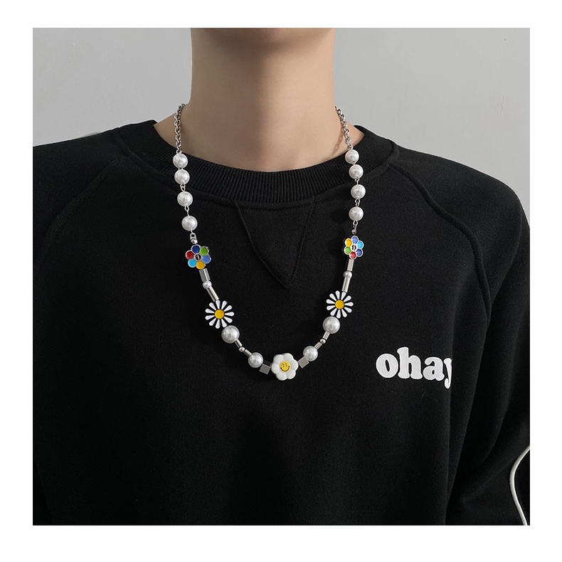 Daisy Flower Pearl Stitching Necklace Accessories Hip Hop Personality Clavicle Chain