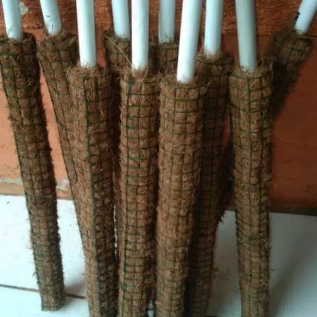 Turus penyangga tanaman serabut kelapa turus tanaman alat penyangga tanaman rambat turus