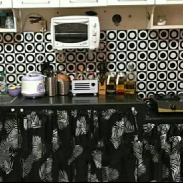 Gorden kolong dapur daun palm hitam