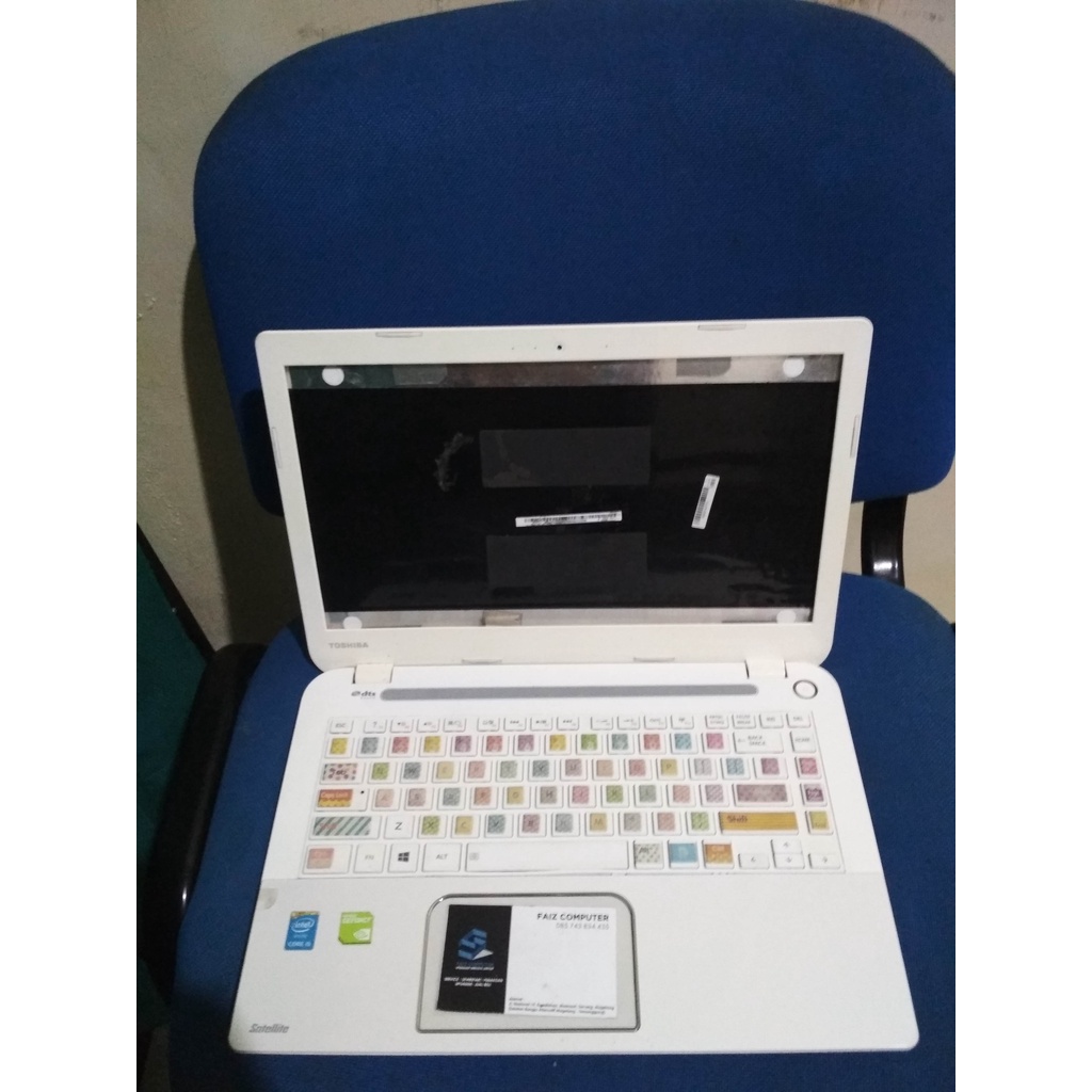 CASING LAPTOP notebook toshiba l40-a