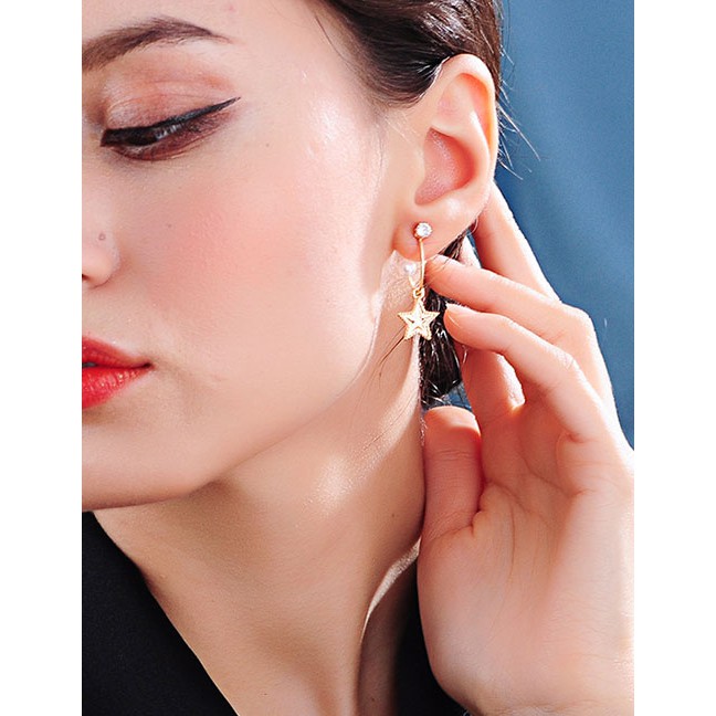 LRC Anting Tusuk Fashion Star Section Pentagram Asymmetric Pearl Earrings D63218