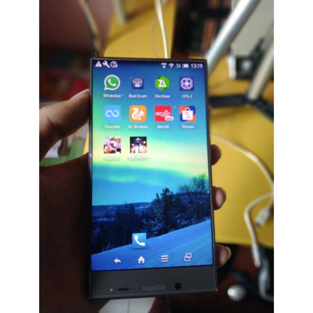 SHARP AQUOS Crystal X 402SH (simlock)