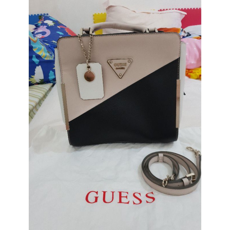 preloved tas authentic guess original