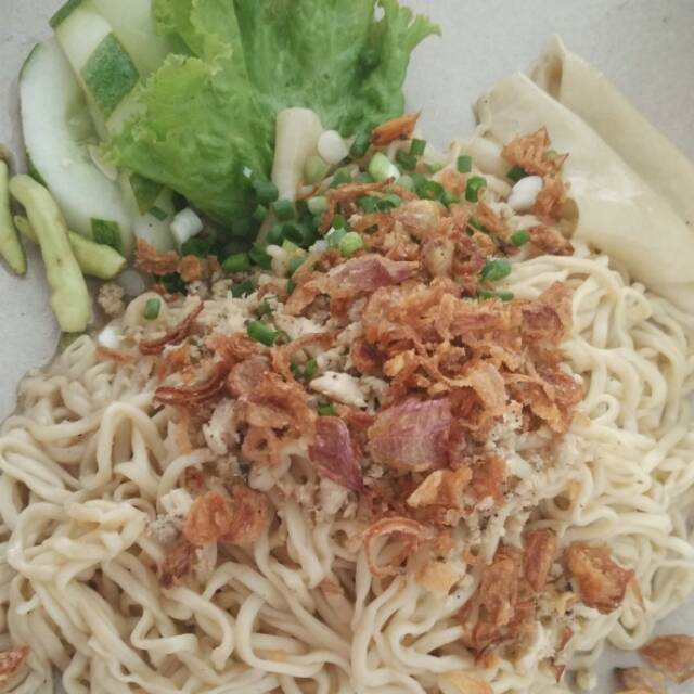 

Pangsit Mie Ayam Bu Kusni