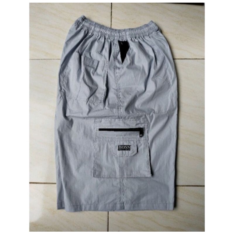 Celana kolor katun pria