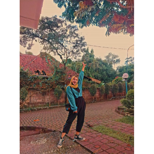 crop rajut balon