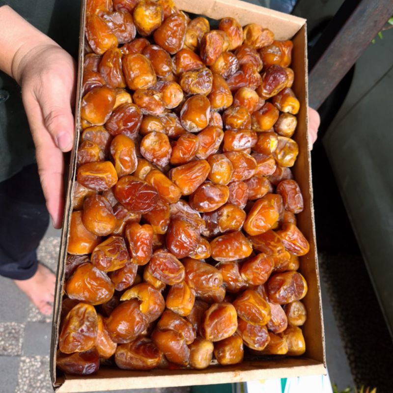 

Kurma Sukari Al Qassim Premium 3 Kg |||| Kurma Sukari Buah Besar, Legit & Original