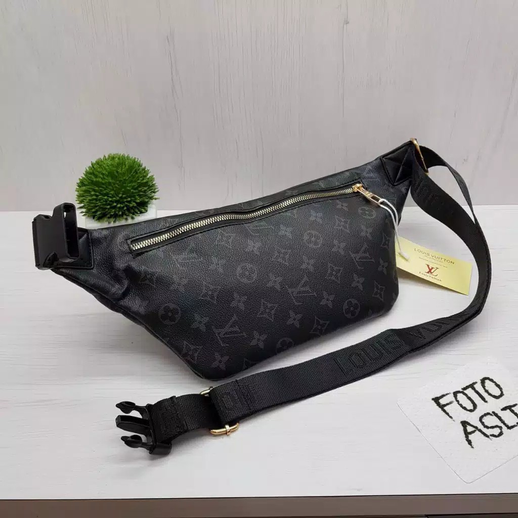 Bumbag L Vuitton 7030