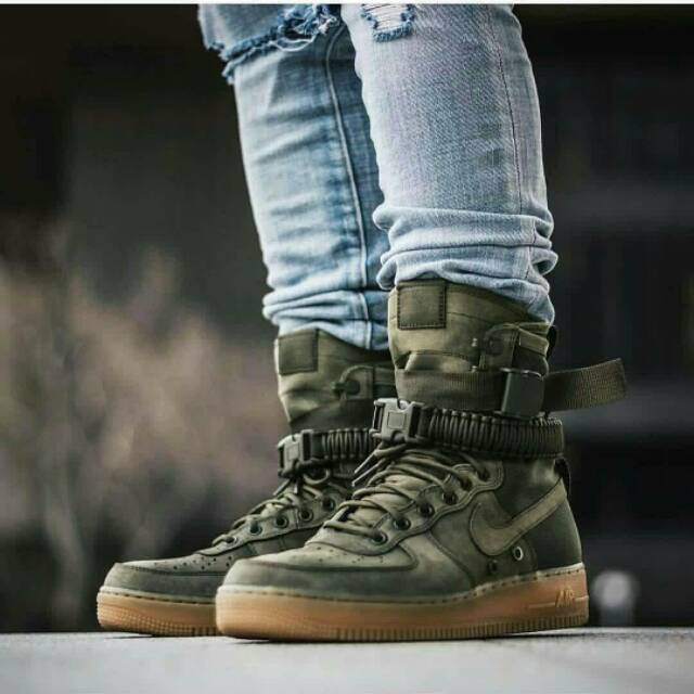 nike special field air force 1 olive