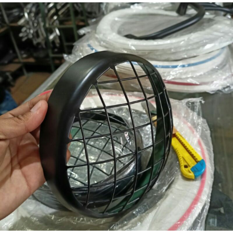 Grill Lampu / Grill Lamp W175.Aksesoria Kawasaki W175 Cover Lampu