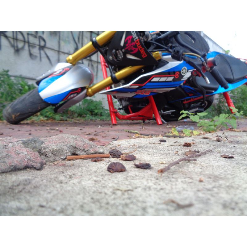 crash bar dan pelindung knalpot YAMAHA XABRE 150
