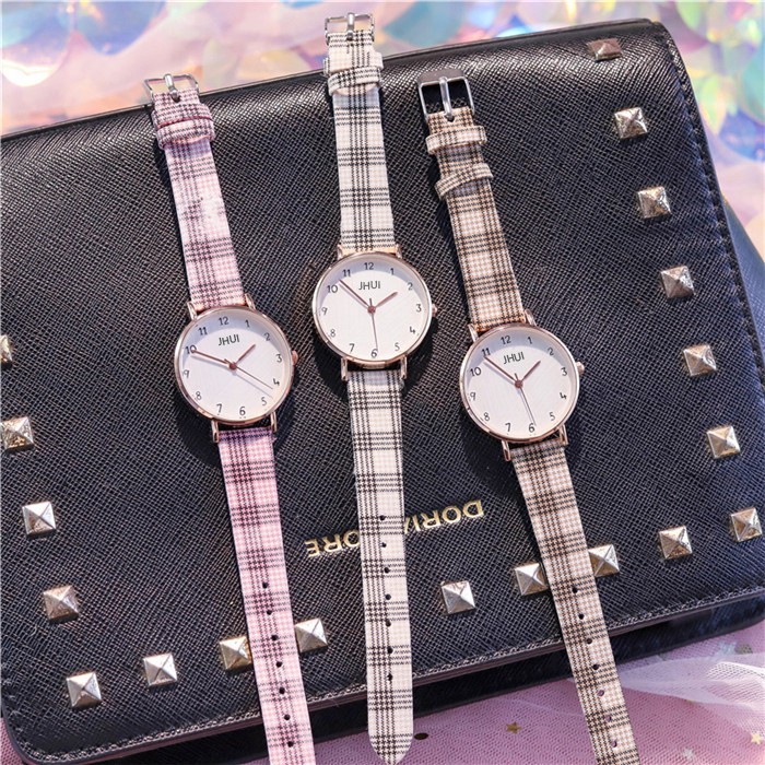 Jam Tangan Analog Wanita Quartz Strap Pu Leather Motif Kotak-Kotak Fashion Wanita Korean Watch