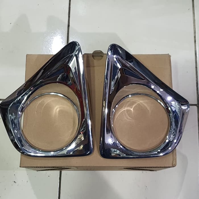 Ring cover foglamp toyota grand avanza / great new xenia  2015 sampai 2018  2016 2017 tipe g CHROME crome tempel