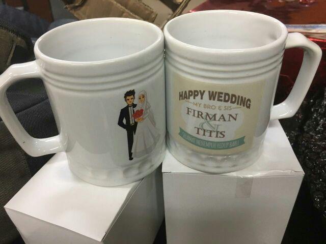 Mug Pernikahan / Kado Wedding / Gelas Custom / Mug