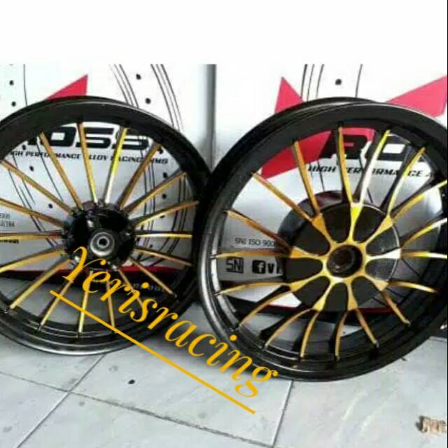 Vleg racing.tapak lebar mio sporty. Mio j. Mio Gt. Soul Gt. Xeon. Dll.Ukuran 215.250.14.merk v rossi