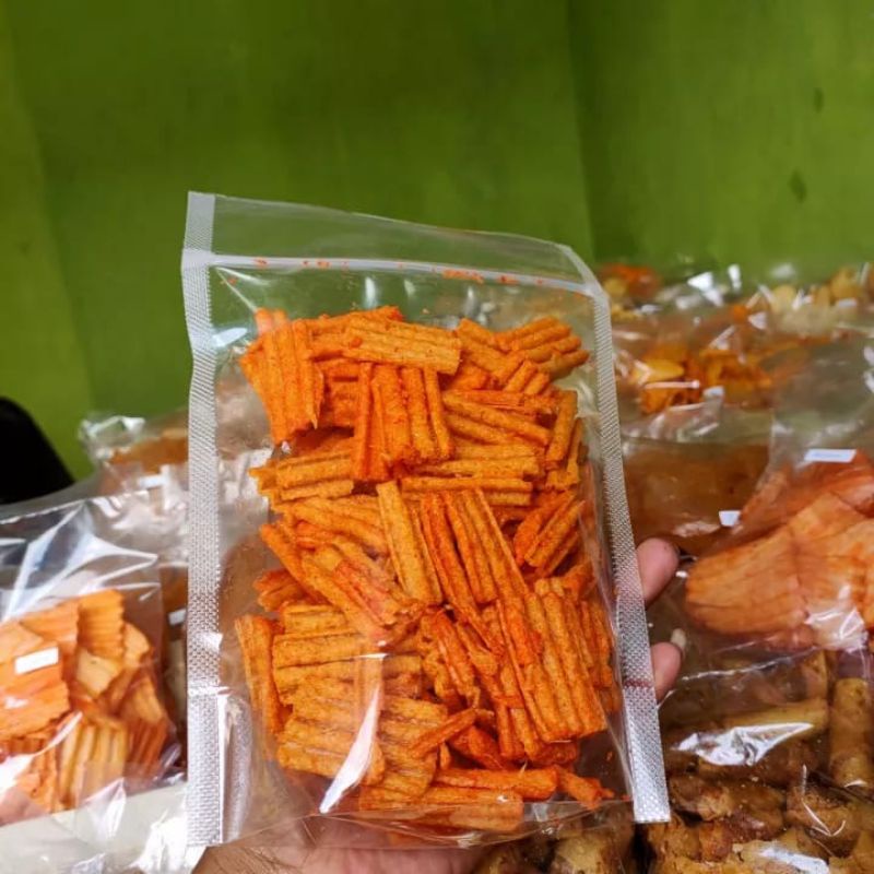 

Snacks / Keripik Kentang Jagung Bakar Rasa Balado 100grm / Snack Cemilan / Camilan Makanan Ringan Pedas Gurih/ Keripik Kentang Murah/ Keripik Kentang Gurih Dan Renyah