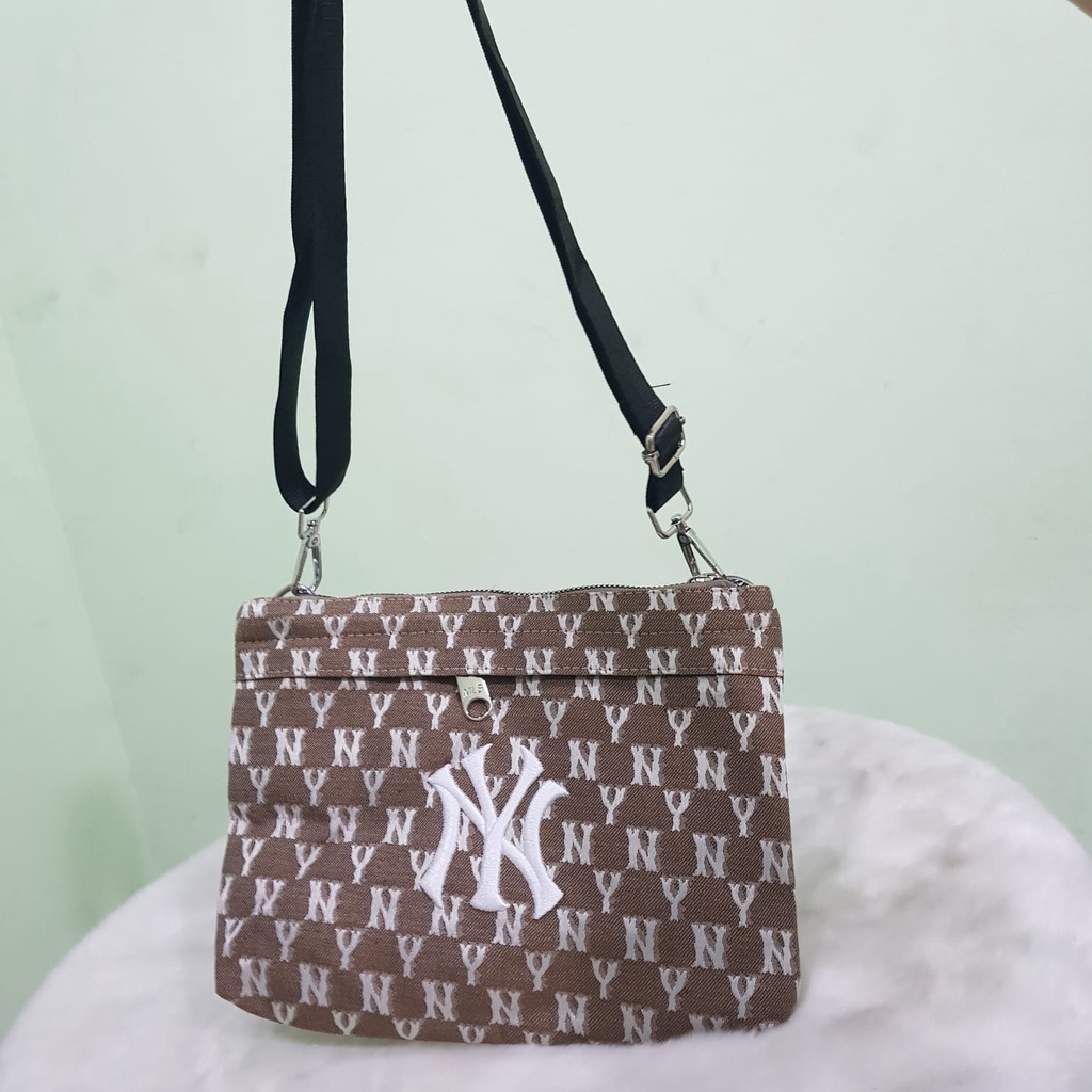 Tas Selempang Wanita Import 095620 Tas Selempang SQNY