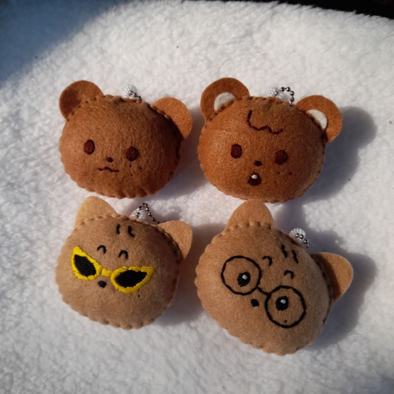 mark haechan ball doll boneka keychain