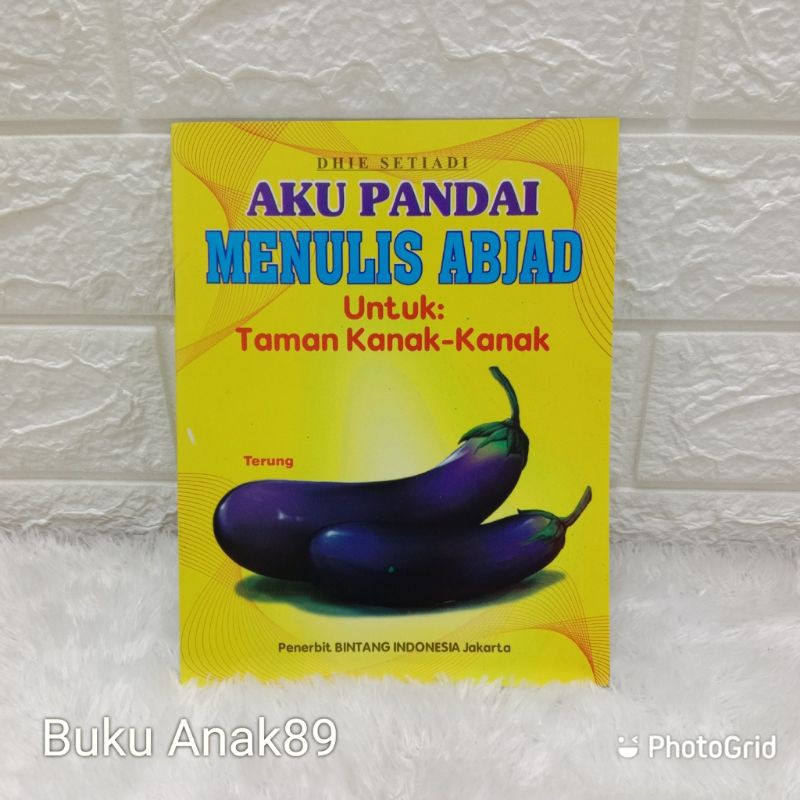 Buku Aku Pandai Menulis Abjad Untuk TK/Paud