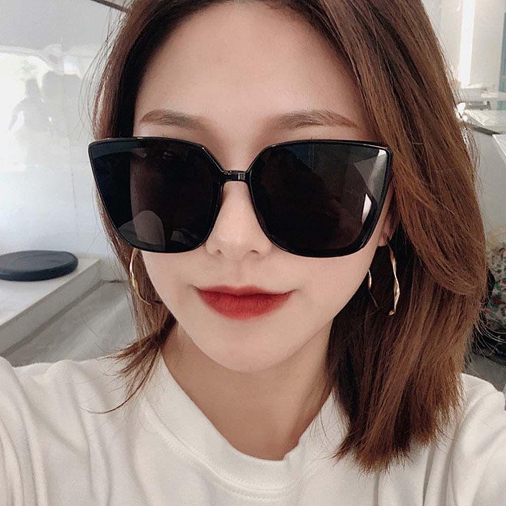 [Elegan] Kacamata Bingkai Persegi Retro Sederhana Wanita Kepribadian Bingkai Besar Kacamata Hitam Sun Shade Women's Eyewear