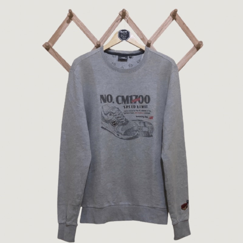 Crewneck / Sweater / Jaket New Balance CM1700 Logo Second Original