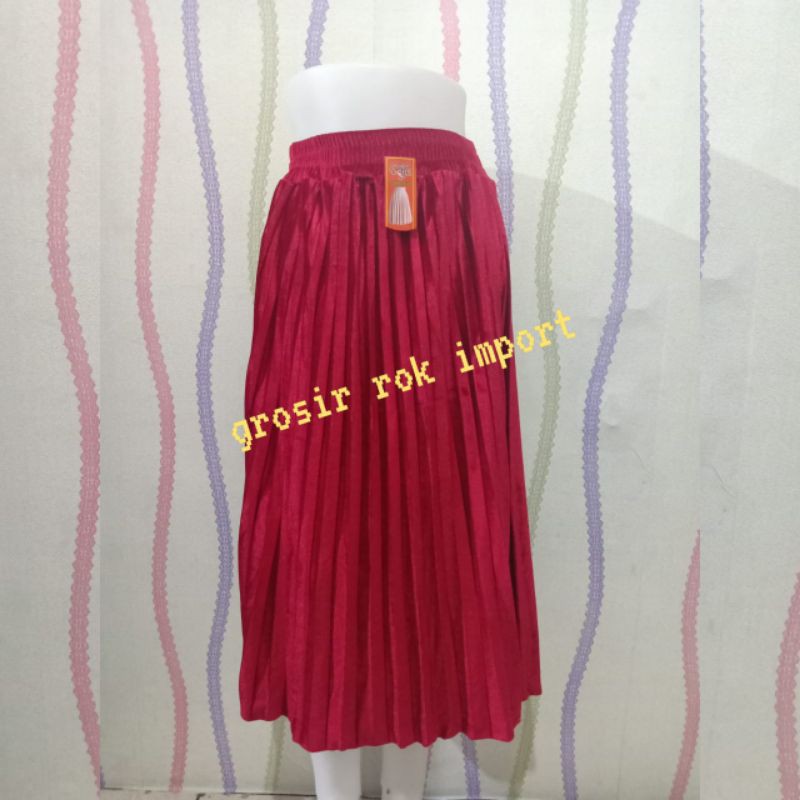 GROSIR ROK IMPORT / ROK 7/8 PLISKET BLUDRU VELVET PREMIUM  GLOSSY-7/8 MERAH GLOSSY