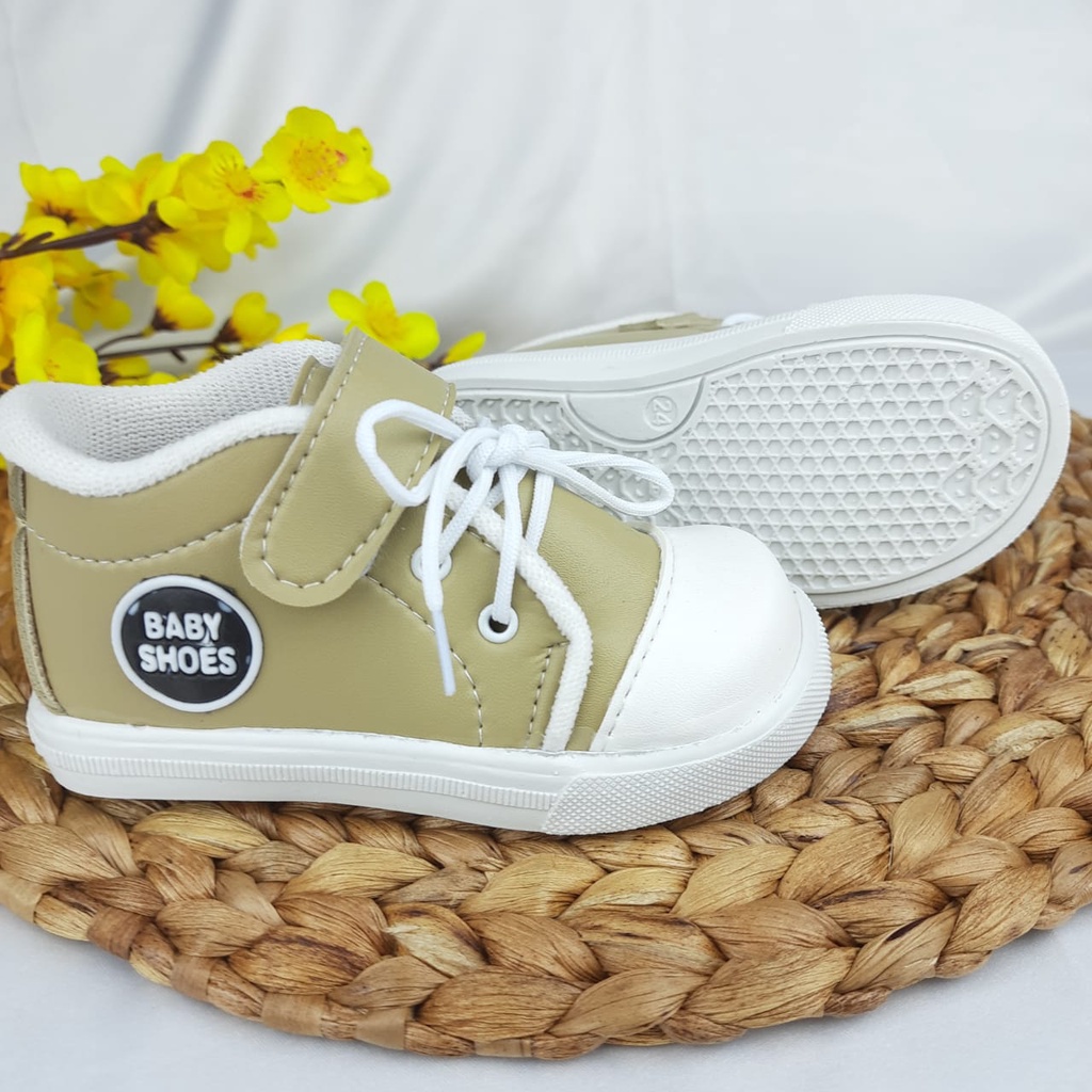 mandirishoesstore-SEPATU SNEAKER TALI ANAK 1 2 3 TAHUN FAY04