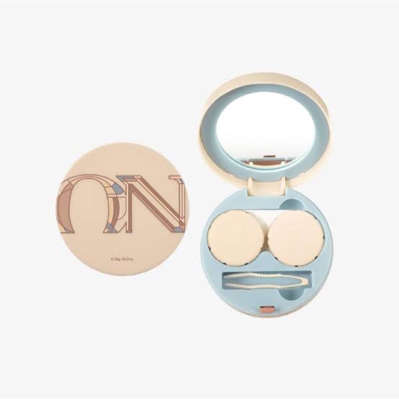 READY STOCK OFFICIAL BTS ON MERCH LENS CASE KOTAK LENSA MATA