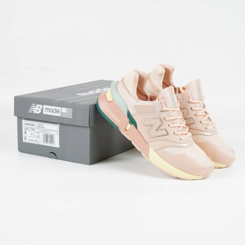 New Balance 997 Sandstones White