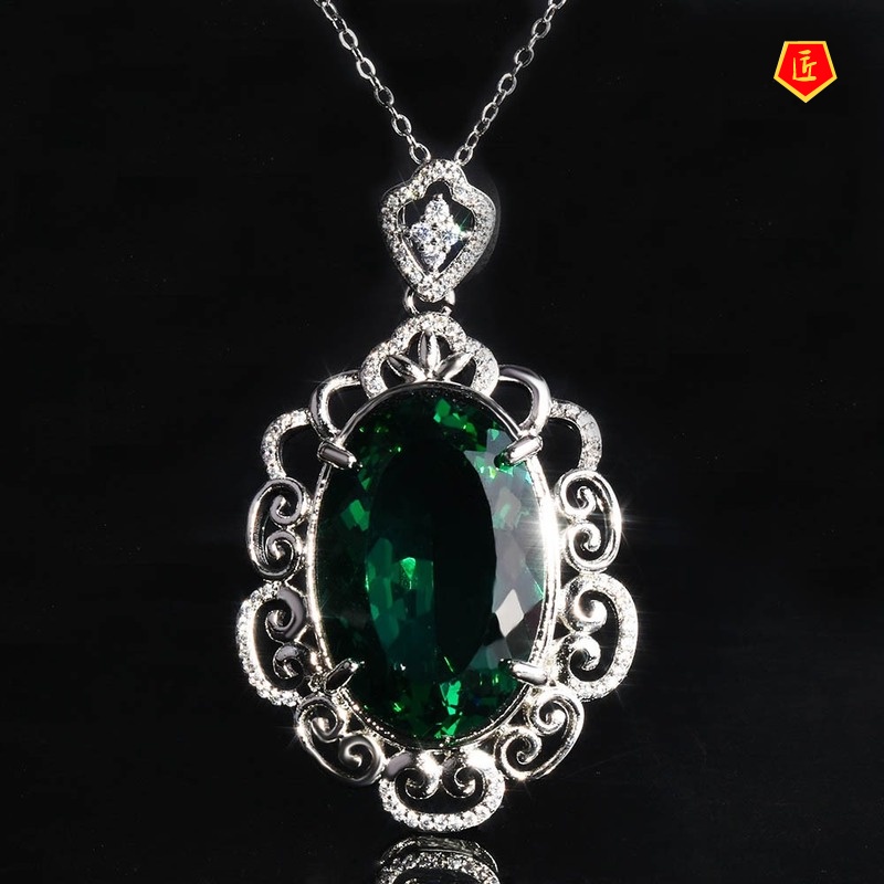 [Ready Stock]Emerald Pigeon Blood Red Colored Gems Pendant Luxury Full Diamond Necklace