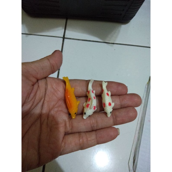 Miniatur Ikan Mas Koi Miniatur Ikan Koi 3pc