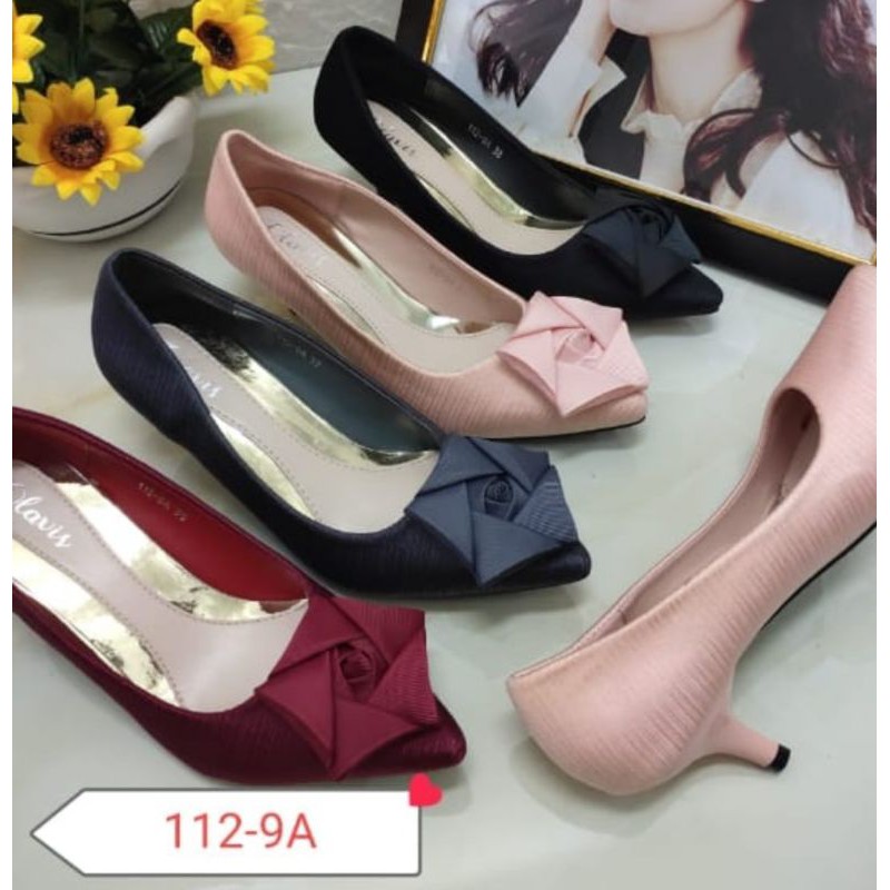 Olavis import heels 3cm bahan kain serut
