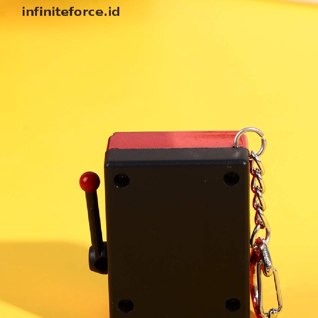 Infiniteforce.id Gantungan Kunci Mesin Slot Mini Untuk Hadiah Anak