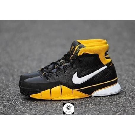 kobe bryant 1 protro