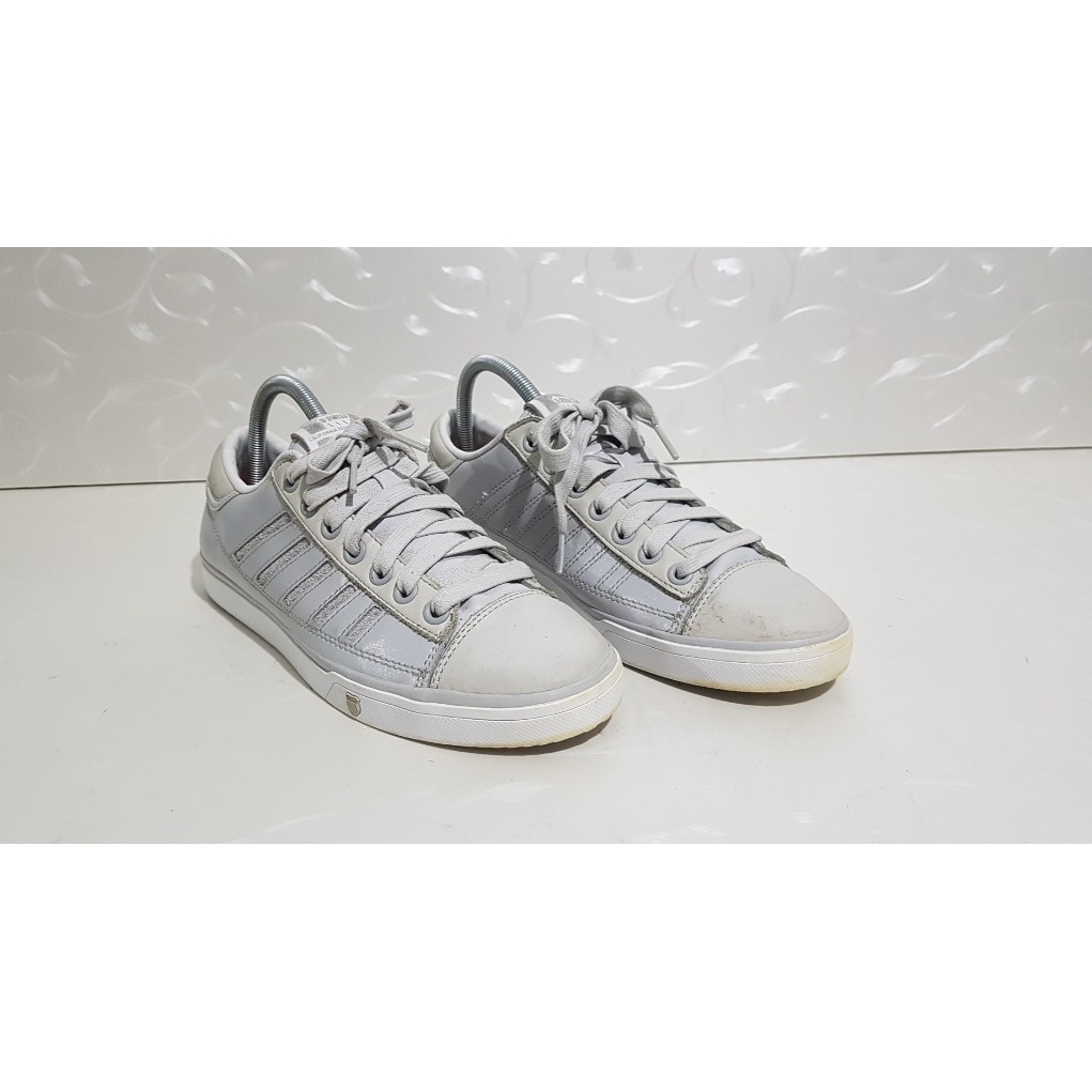 Sepatu K-Swiss - Size 40 sd 41 - Original 100 % - Scd