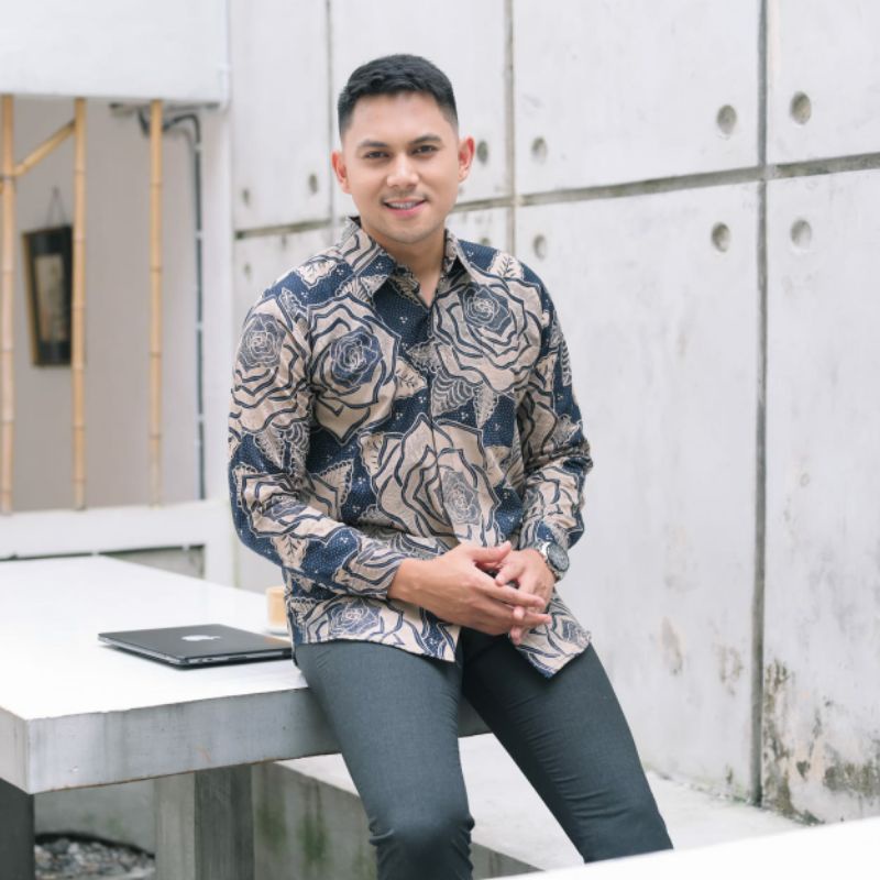 Kemeja Batik Panjang Slimfit Lapis Furing