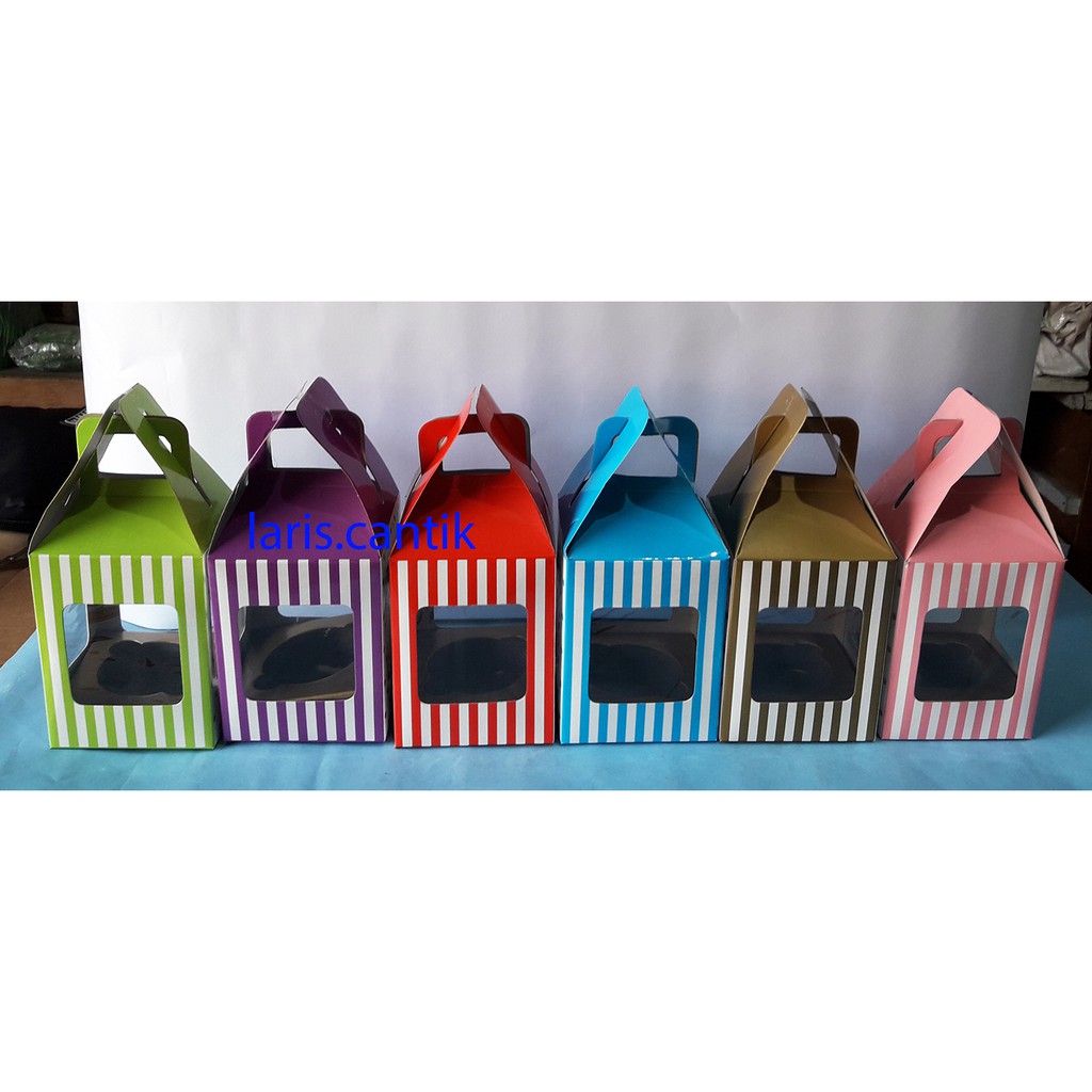 

Dus Muffin Lubang 1, Dus Cupcake 1 isi 100 Pcs