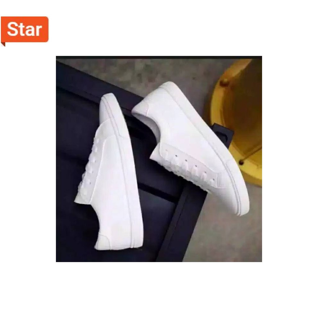 SEPATU WANITA FASHION REMAJA KEKINIAN / Sepatu kets putih polos dan hitam polos /sepatu sekolah