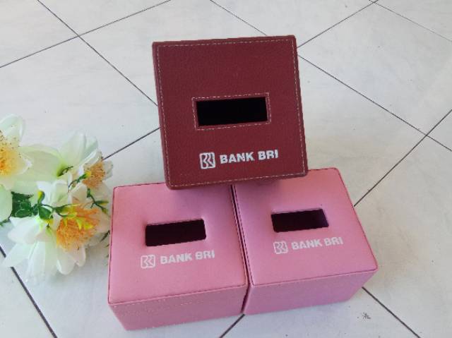 Box Tissue Kecil (30pcs ) Free Emboss / Sablon