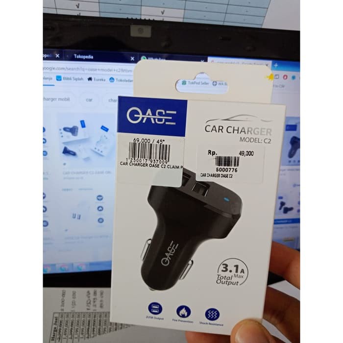 OASE CAR CHARGER MODEL C2 2 USB TOTAL OUTPUT 3.1A MAX