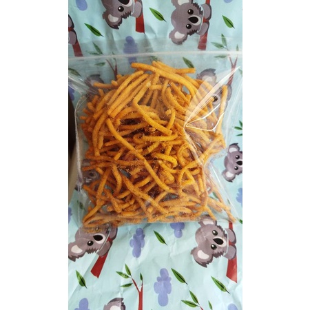 

cemilan snack mi stik pedes