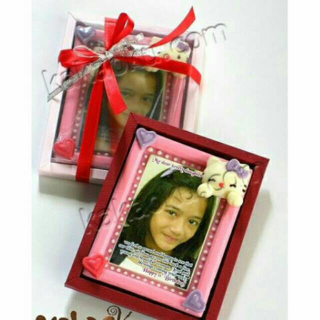 

Cokelat Foto Frame 3R / 5R