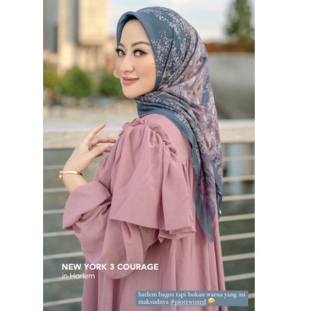 Buttonscarves New york 3 in Harlem